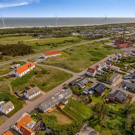 Prázdninový dům Renovated With Free Consumption, Close To The North Sea And The Center Of *